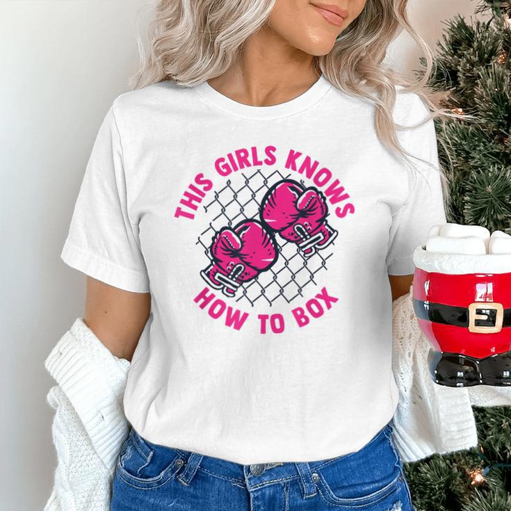 This Girl Knows How To Box Muay Thai Kickboxer Fan Boxing Unisex T-Shirt
