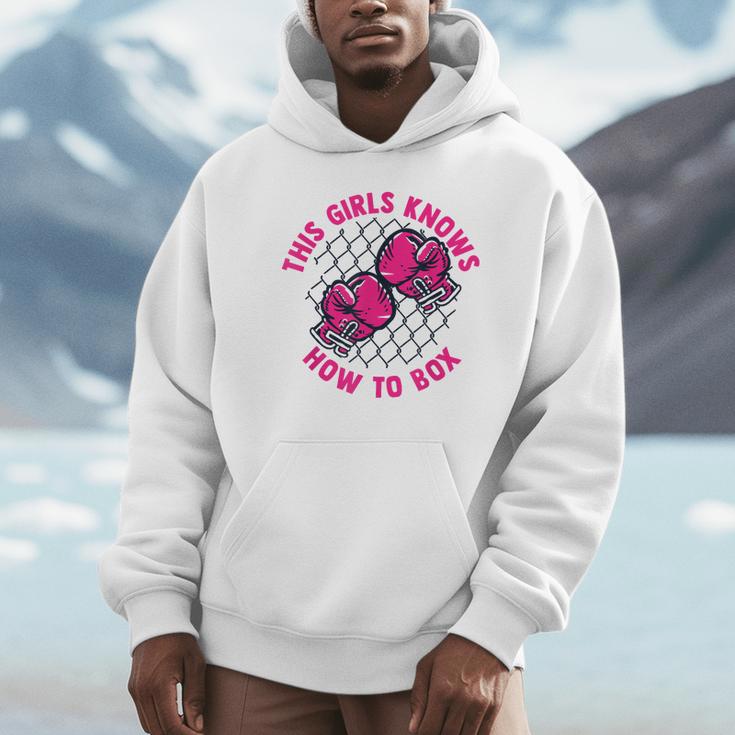 This Girl Knows How To Box Muay Thai Kickboxer Fan Boxing Unisex Hoodie