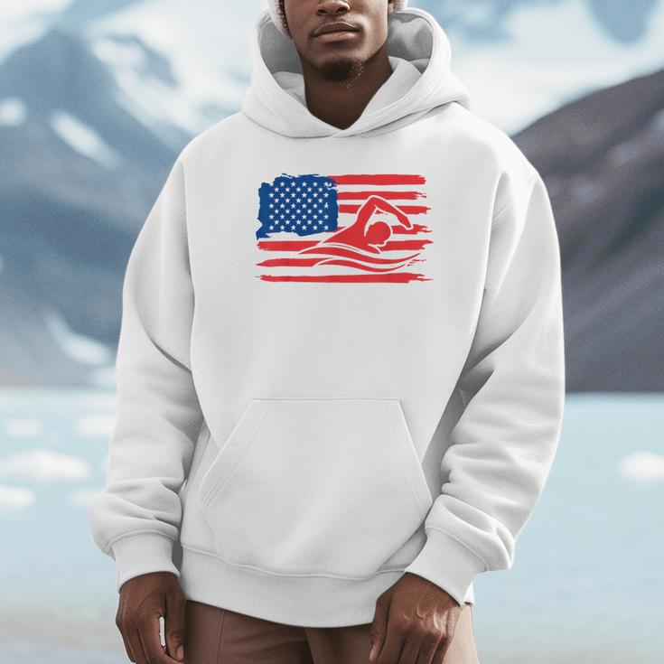 Vintage American Flag Swim Team Swimmer Funny Swimming Gift Unisex Hoodie