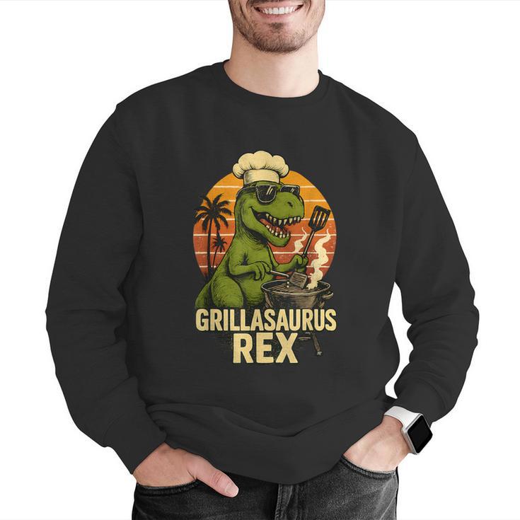 Grilling Dinosaur Grillasaurus T-Rex BBQ Dad Joke Men Graphic Sweatshirt