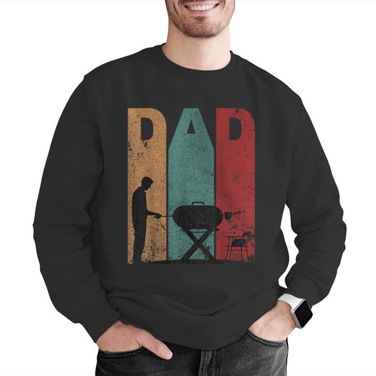 Vintage BBQ Dad Silhouette Father's Day Retro Men Graphic Sweatshirt