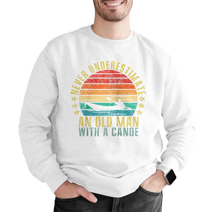Never Underestimate An Old Man With a Canoe Retro Raglan Baseball Tee Men Graphic Sweatshirt