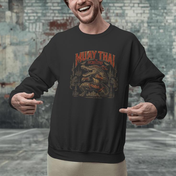 Vintage Muay Thai Wai Kru Thai Boxing Ritual Art Crocodile Men Graphic Sweatshirt
