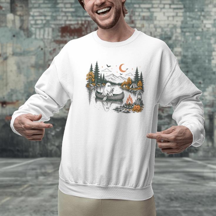 Canoe Ghost Camping Ghost Lake Halloween Spooky Fall Camping Men Graphic Sweatshirt