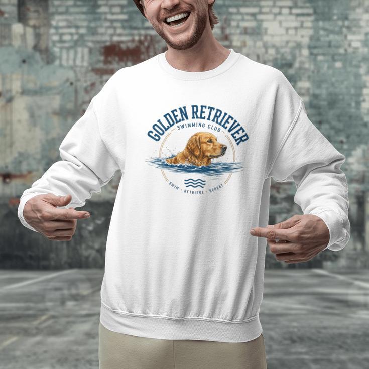 Women's Golden Retriever Swimming Men Graphic Sweatshirt Women's Golden Retriever Swimming Men Graphic Sweatshirt