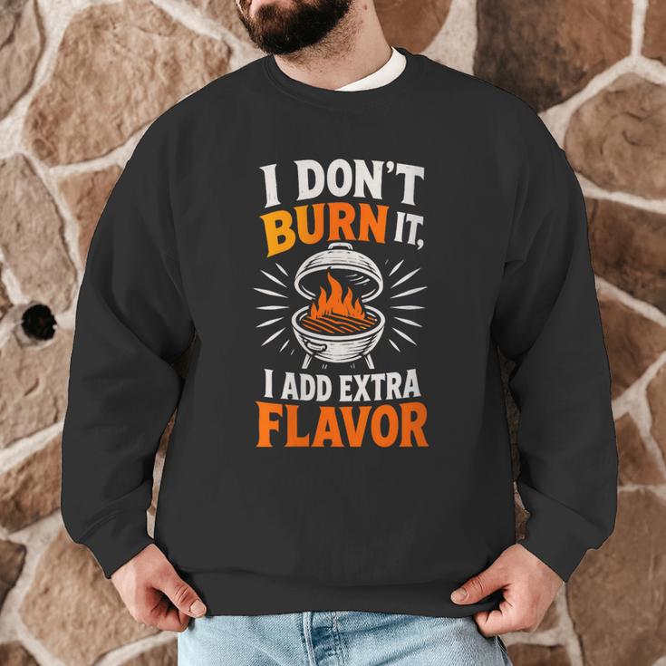 Women's Backyard Pitmaster Father BBQ Dad Griller Men Graphic Sweatshirt Women's Backyard Pitmaster Father BBQ Dad Griller Men Graphic Sweatshirt