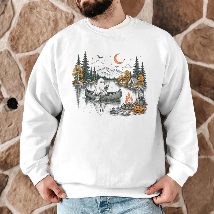 Canoe Ghost Camping Ghost Lake Halloween Spooky Fall Camping Men Graphic Sweatshirt
