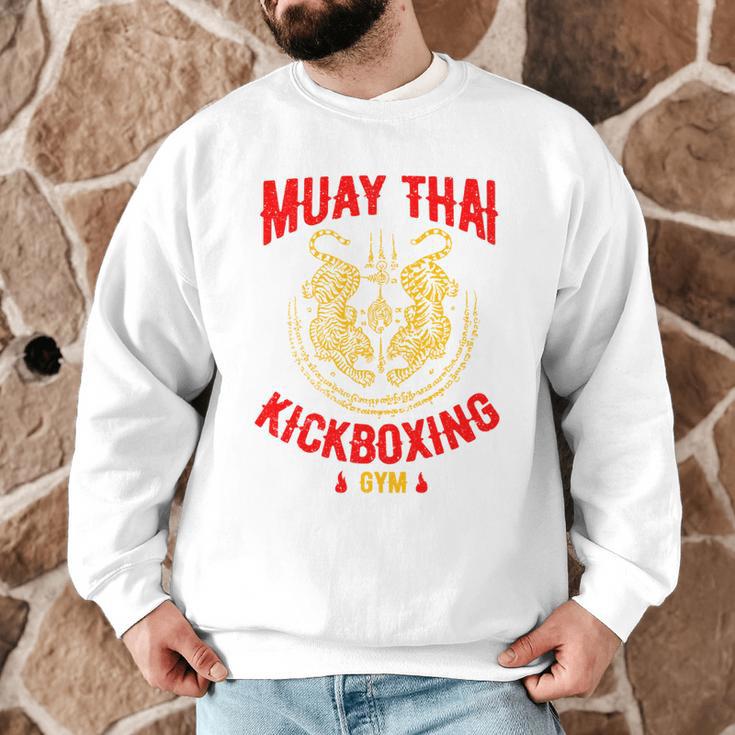 Muay Thai Tiger Kickboxing Gym MMA Street Fight Kickboxing Men Graphic Sweatshirt