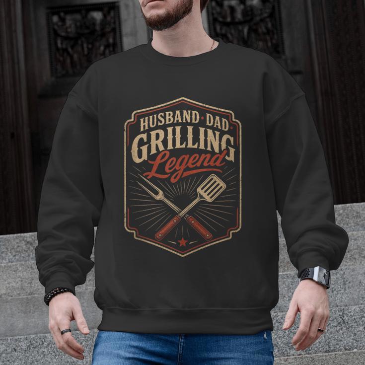 BBQ Dad Husband Dad Grilling Legend Men Graphic Sweatshirt