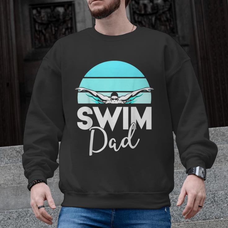 Dad Father School Swimming Meet Swimmer Swimmer Men Graphic Sweatshirt