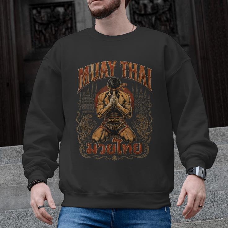 Faded Muay Thai Fighter Nak Muay Thailand Boxing Men Graphic Sweatshirt