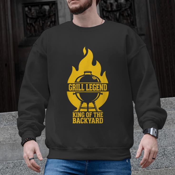 Grill Legend King Of The Backyard BBQ Dad Humor Chef Men Graphic Sweatshirt