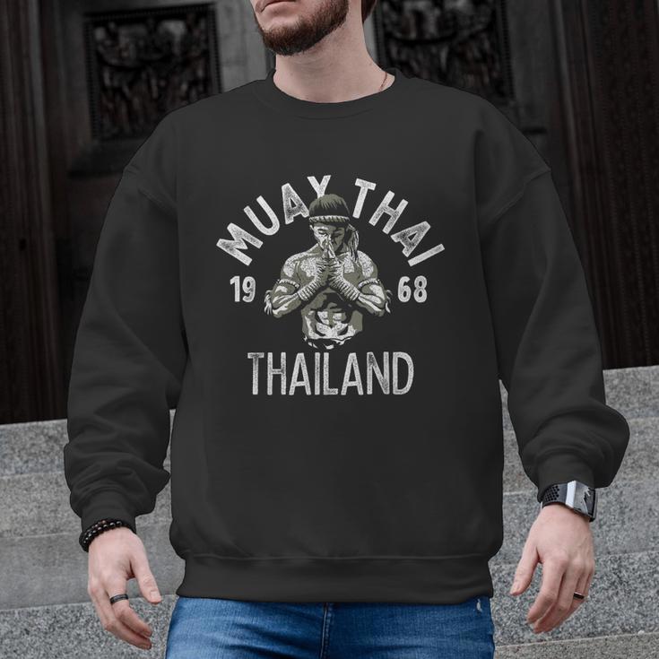 Muay Thai Thailand Vintage Tiger Fighter Training Small Men Graphic Sweatshirt