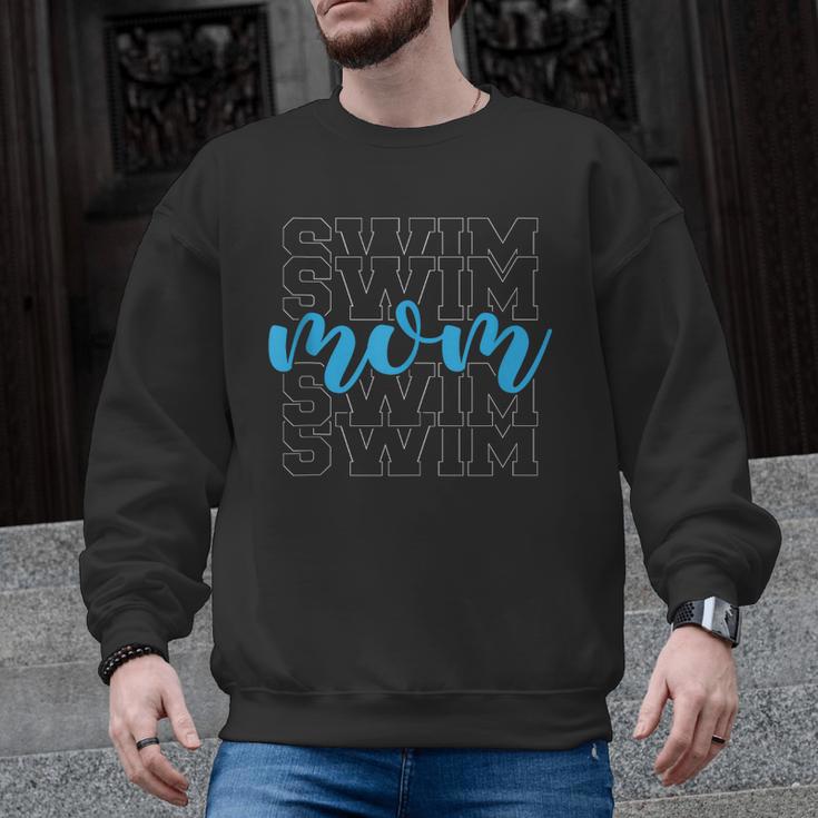 Swim Mom For Mothers Swimming Men Graphic Sweatshirt