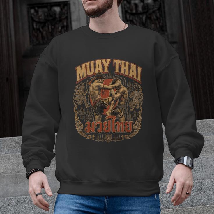 Vintage Muay Thai Thai Boxing Nak Muay Fighter Art Men Graphic Sweatshirt