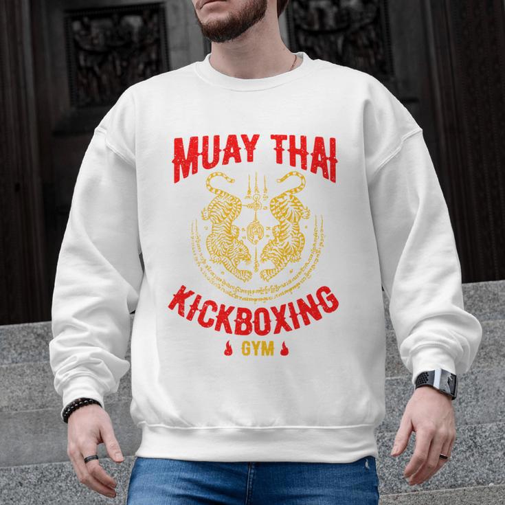 Muay Thai Tiger Kickboxing Gym MMA Street Fight Kickboxing Men Graphic Sweatshirt