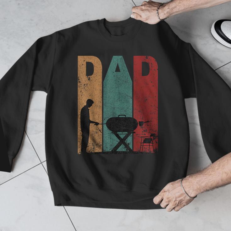 Vintage BBQ Dad Silhouette Father's Day Retro Men Graphic Sweatshirt