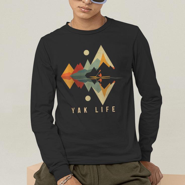 Kayak Vintage Retro Mountains Canoe Kayak Kayak Kayak Men's Long Sleeve T-Shirt