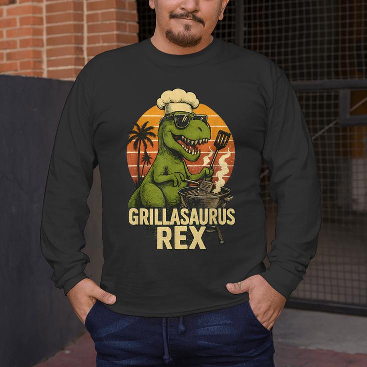 Grilling Dinosaur Grillasaurus T-Rex BBQ Dad Joke Men's Long Sleeve T-Shirt