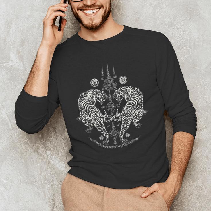 Sak Yant Thai Tattoo Twin Tiger For Muay Thai Fighter Boxing Men's Long Sleeve T-Shirt Sak Yant Thai Tattoo Twin Tiger For Muay Thai Fighter Boxing Men's Long Sleeve T-Shirt