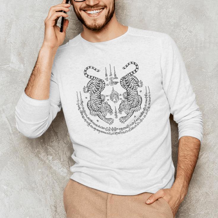 Twin Tiger Muay Thai Shorts Thailand Martial Arts Boxing Men's Long Sleeve T-Shirt Twin Tiger Muay Thai Shorts Thailand Martial Arts Boxing Men's Long Sleeve T-Shirt