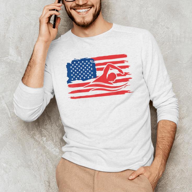 Vintage American Flag Swim Team Swimmer Funny Swimming Gift Men's Long Sleeve T-Shirt