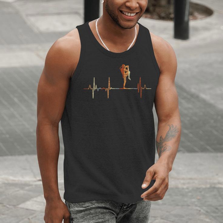 Muay Thai Heartbeat Vintage ECG Cardiogram Retro Men Tank Top