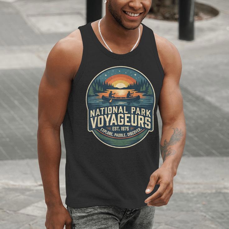 National Park Voyageurs Retro Sunset Canoe Paddling Badge Men Tank Top