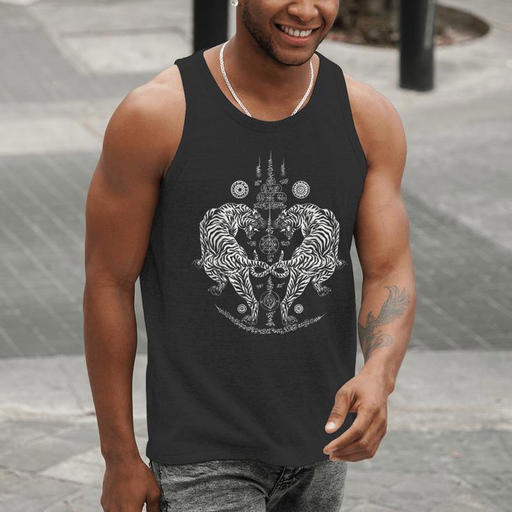 Sak Yant Thai Tattoo Twin Tiger For Muay Thai Fighter Boxing Men Tank Top Sak Yant Thai Tattoo Twin Tiger For Muay Thai Fighter Boxing Men Tank Top