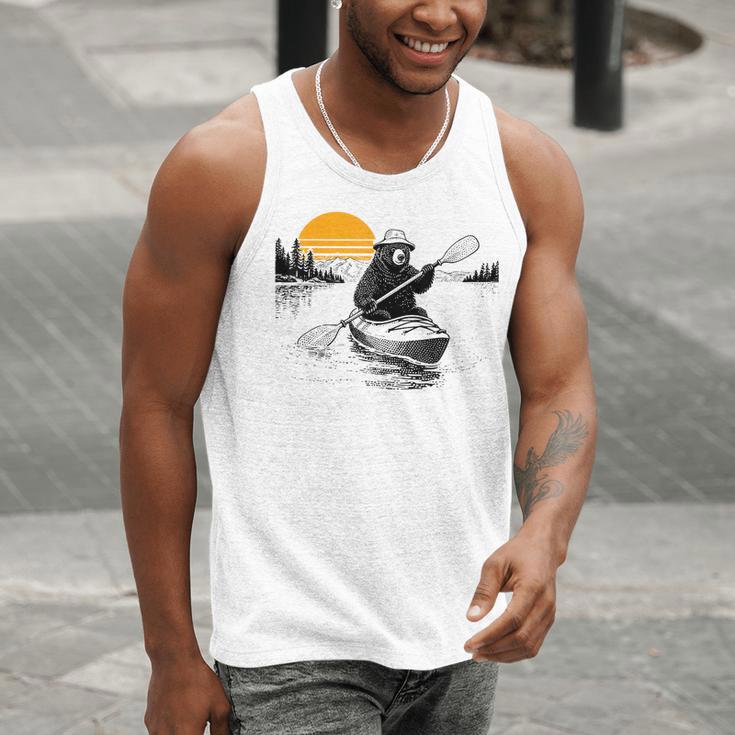 Kayaking Bear Retro Sunset Paddling Canoe Outdoor Adventure Men Tank Top