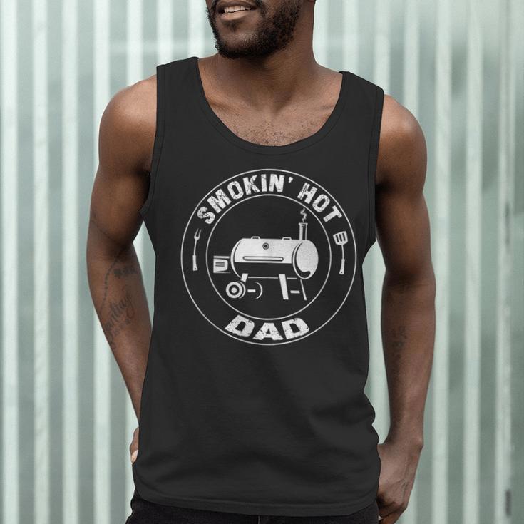 BBQ Dad Smokin Hot Dad Grill Master Fathers Day Men Tank Top