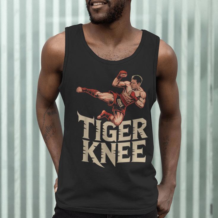 Muay Thai Fighter Tiger Knee Vintage Distressed Badge Men Tank Top