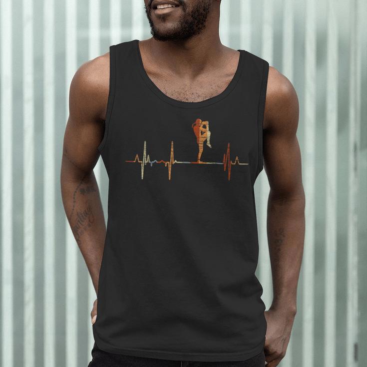 Muay Thai Heartbeat Vintage ECG Cardiogram Retro Men Tank Top