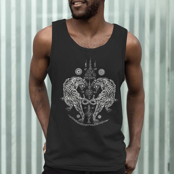 Sak Yant Thai Tattoo Twin Tiger For Muay Thai Fighter Boxing Men Tank Top Sak Yant Thai Tattoo Twin Tiger For Muay Thai Fighter Boxing Men Tank Top