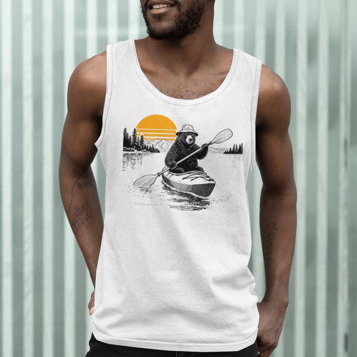 Kayaking Bear Retro Sunset Paddling Canoe Outdoor Adventure Men Tank Top