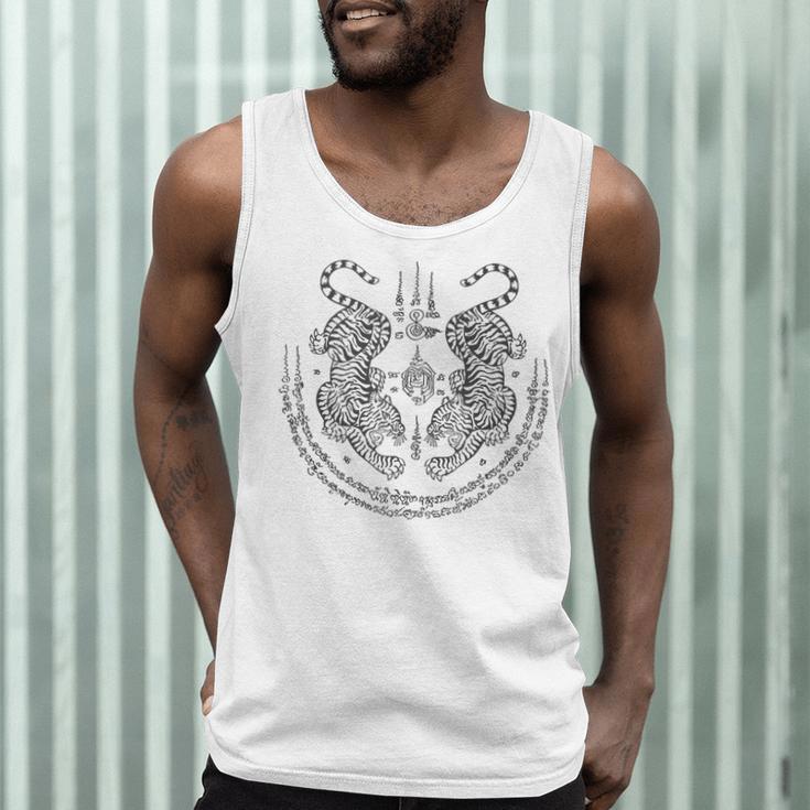 Twin Tiger Muay Thai Shorts Thailand Martial Arts Boxing Men Tank Top Twin Tiger Muay Thai Shorts Thailand Martial Arts Boxing Men Tank Top