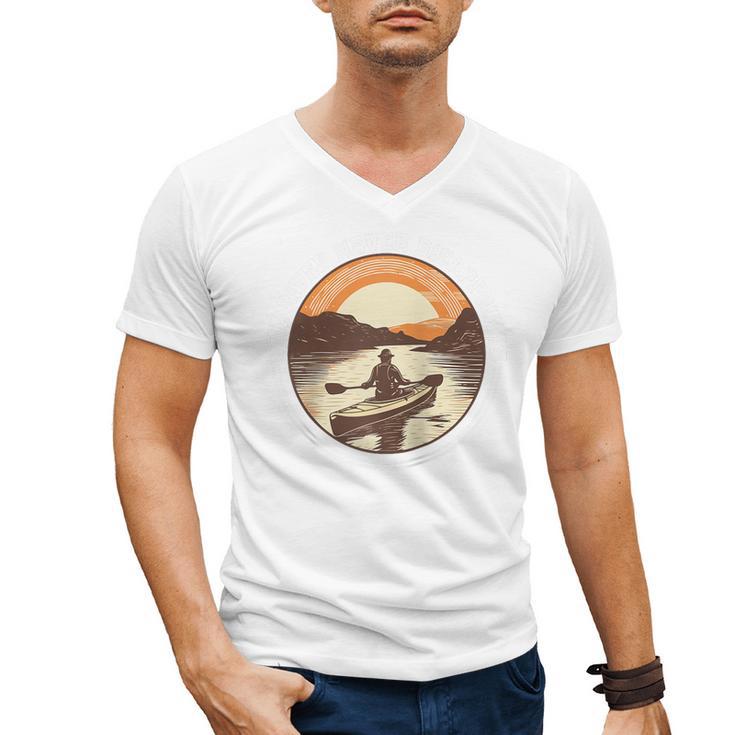 Kayak Kayaker Canoes-Boating Water-Paddle Canadier-Canoe Raglan Baseball Tee Men's V-Neck T-Shirt