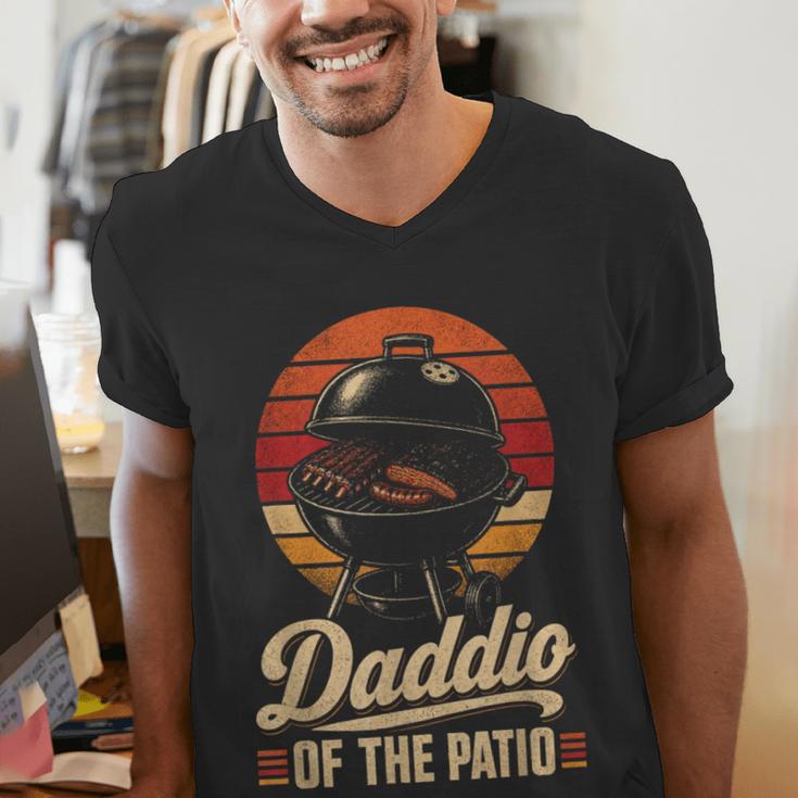 BBQ Dad Daddio Of The Patio Fathers Day Grilling Men's V-Neck T-Shirt