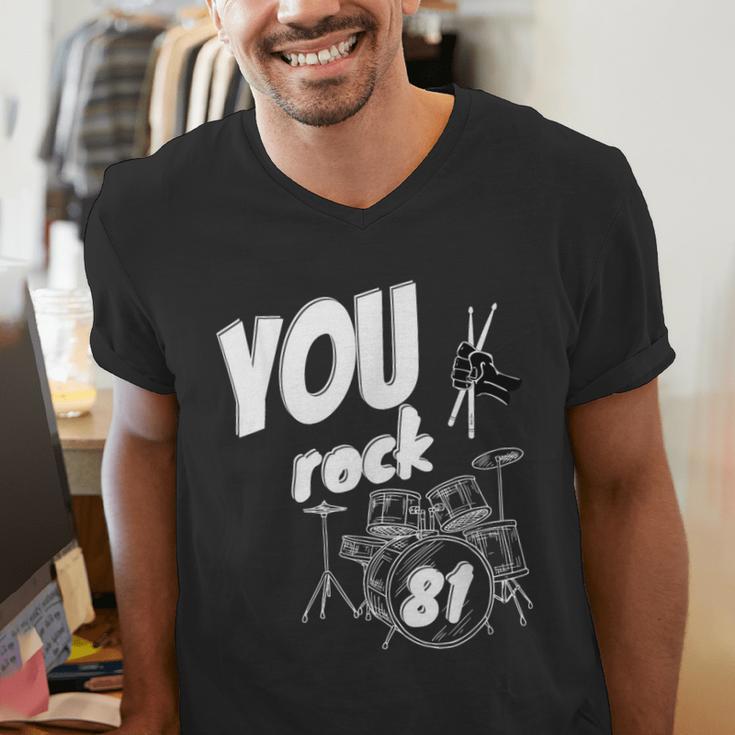 Drum Kit Drummer 81 Years 81st Birthday Men Women Men's V-Neck T-Shirt