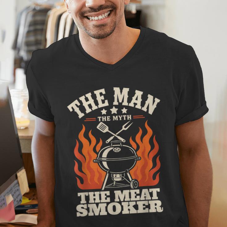 Man Myth Meat Smoker Legend BBQ Dad Men's V-Neck T-Shirt