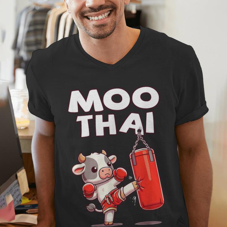 Moo Thai Muay Thai Cow Thai Boxing For Kids Muay Thai Men's V-Neck T-Shirt Moo Thai Muay Thai Cow Thai Boxing For Kids Muay Thai Men's V-Neck T-Shirt