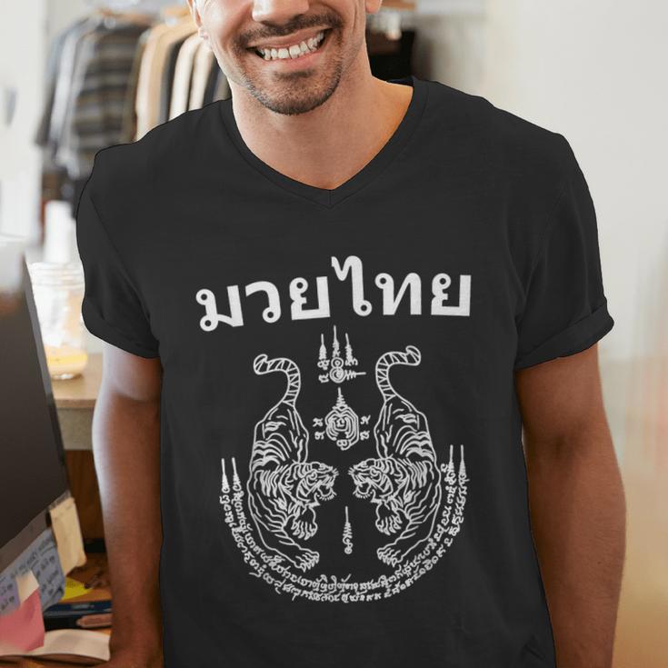 Muay Thai Language Sak Yant Art Tattoo Twin Tiger Kickboxing Men's V-Neck T-Shirt Muay Thai Language Sak Yant Art Tattoo Twin Tiger Kickboxing Men's V-Neck T-Shirt