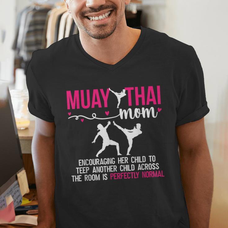 Muay Thai Mom Definition Muay Thai Mother Muay Thai Mama Men's V-Neck T-Shirt