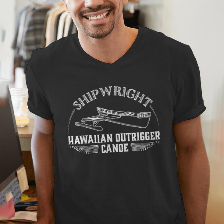 Shipwright Hawaiian Outrigger Canoe Boat Builder Men's V-Neck T-Shirt Shipwright Hawaiian Outrigger Canoe Boat Builder Men's V-Neck T-Shirt