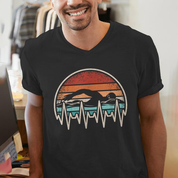 Swimming Heartbeat Retro Swim Swimmer Men Women Men's V-Neck T-Shirt Swimming Heartbeat Retro Swim Swimmer Men Women Men's V-Neck T-Shirt
