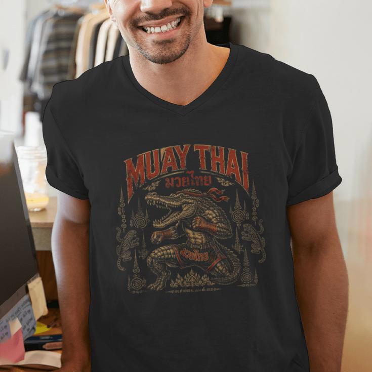 Vintage Muay Thai Wai Kru Thai Boxing Ritual Art Crocodile Men's V-Neck T-Shirt
