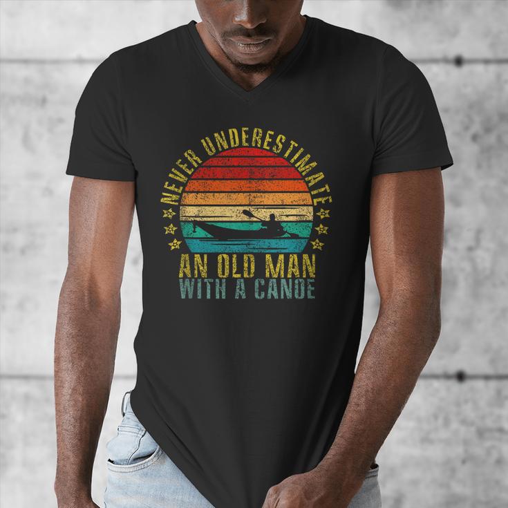 Never Underestimate An Old Man With a Canoe Retro Sleeveless Men's V-Neck T-Shirt