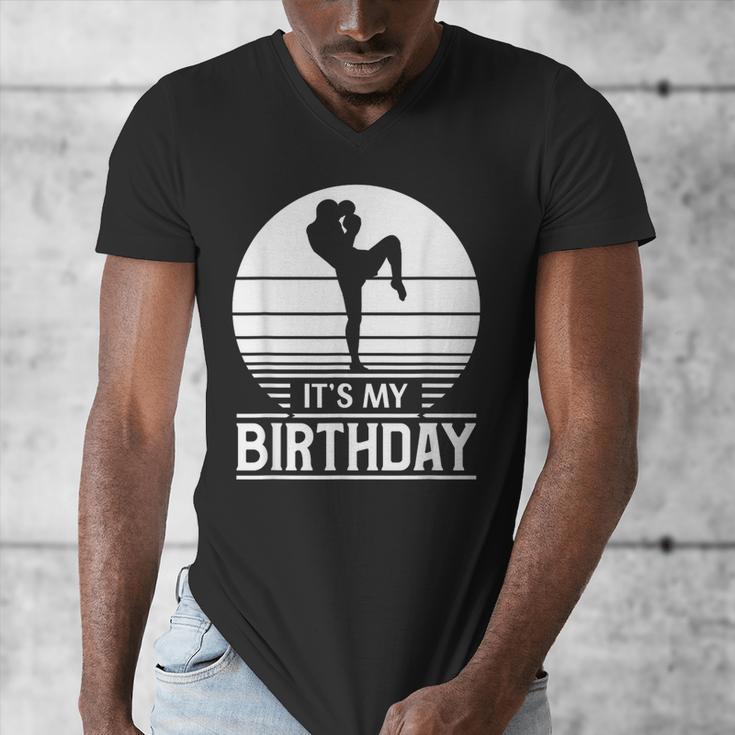 Vintage Birthday Shirt Muay Thai Kickboxer Its My Birthday Men's V-Neck T-Shirt Vintage Birthday Shirt Muay Thai Kickboxer Its My Birthday Men's V-Neck T-Shirt