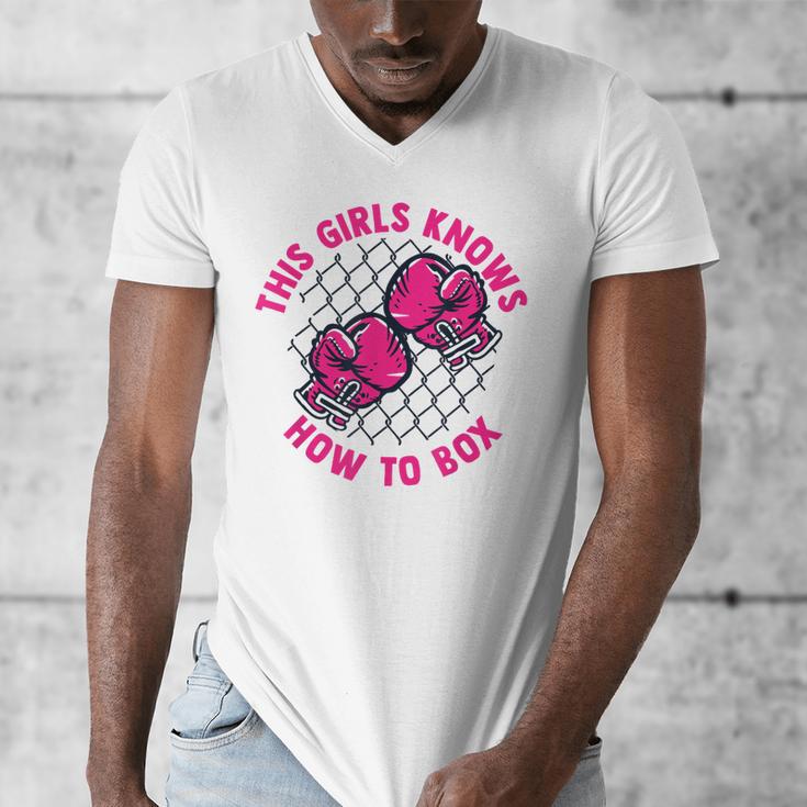 This Girl Knows How To Box Muay Thai Kickboxer Fan Boxing Men's V-Neck T-Shirt