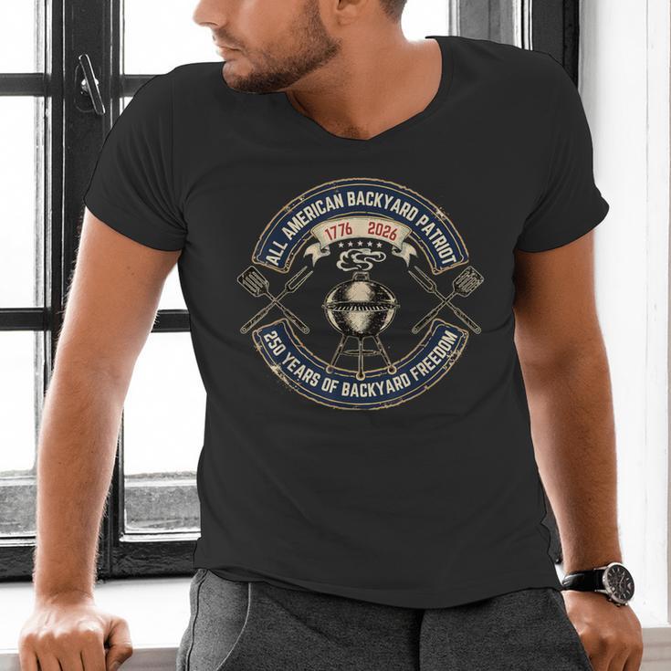 BBQ Dad 250 Years Backyard Freedom 1776 USA Patriot July 4th Men's V-Neck T-Shirt